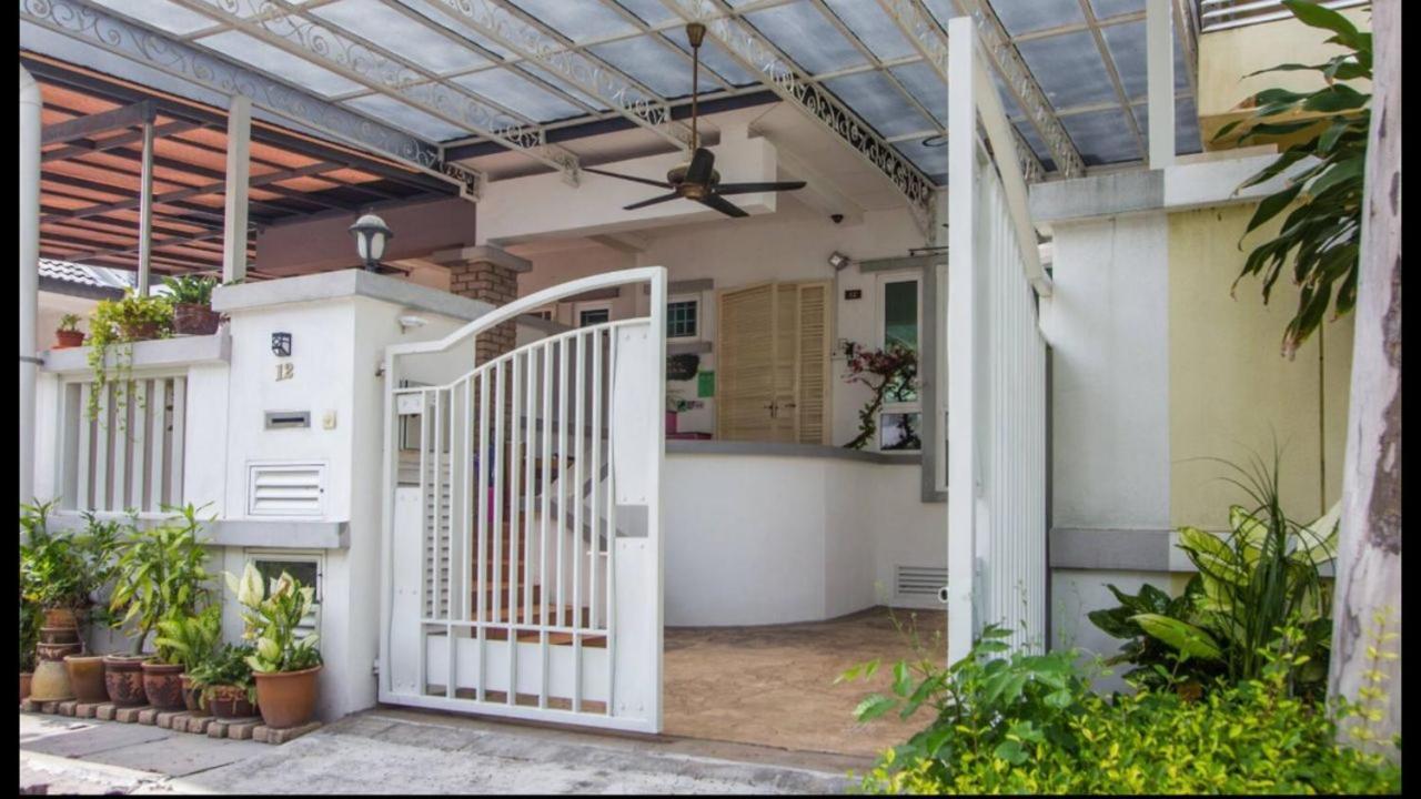 Nautilus Bay Home Inn Georgetown Exterior foto
